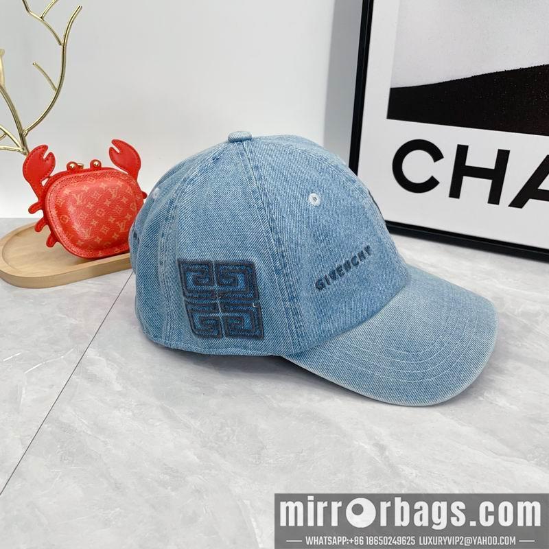 Givenchy Hat dx08
