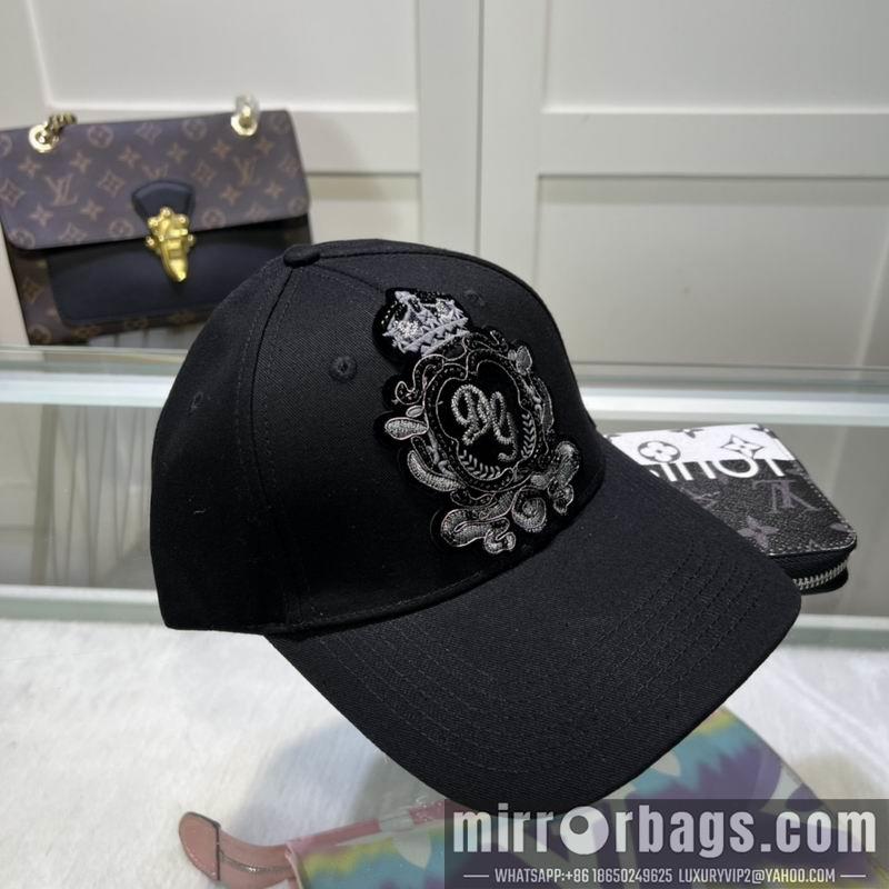DG Hat dx03