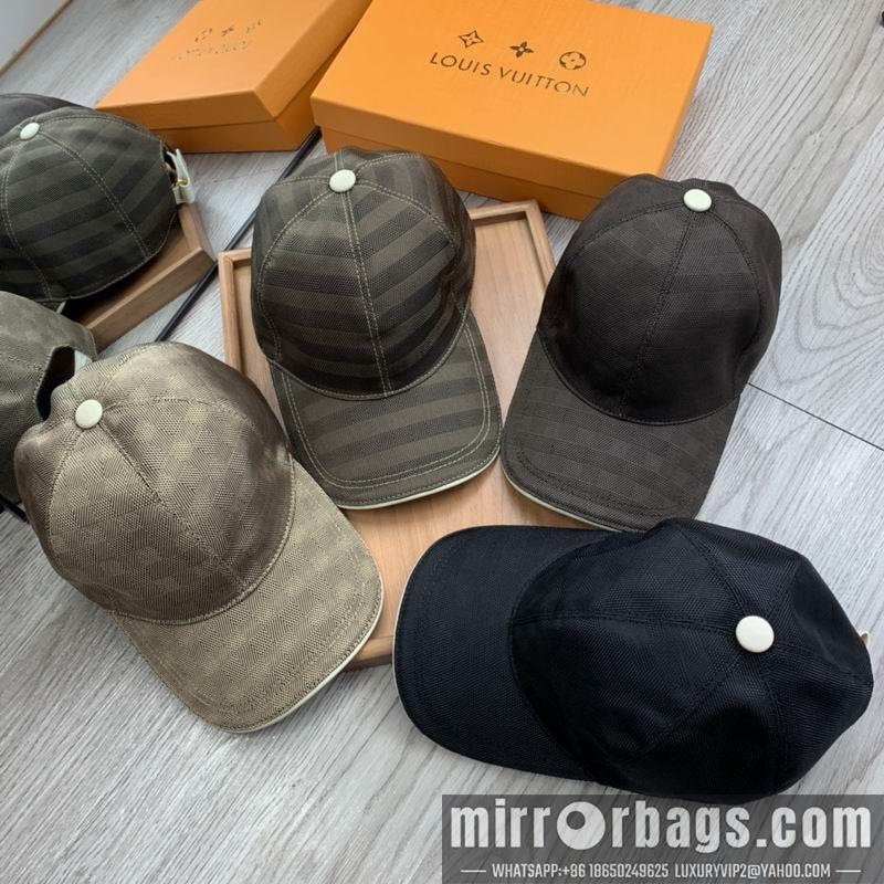 LV Hat dx152