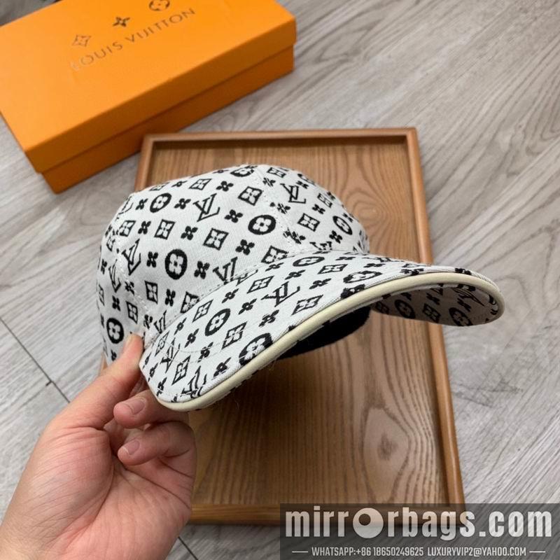 LV Hat dx45