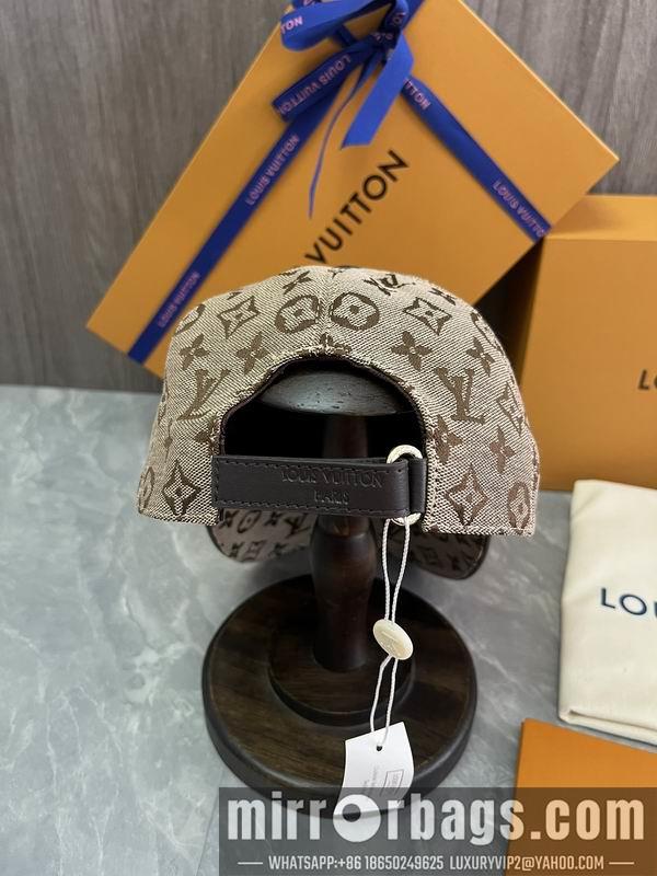 LV Hat dx109