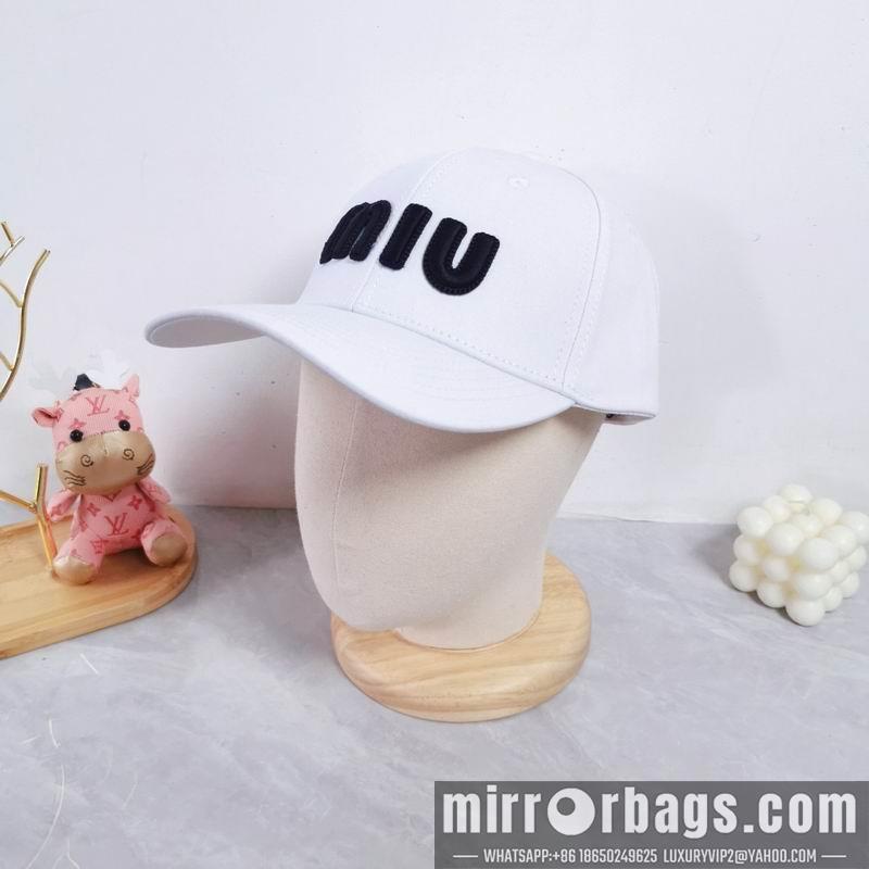 Miumiu Hat dx02