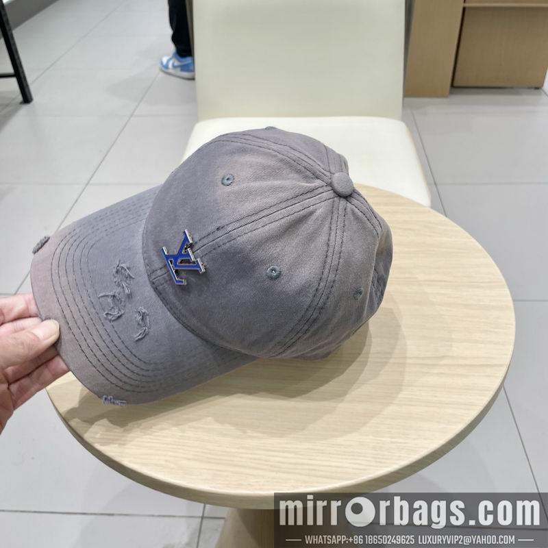 LV Hat 041405