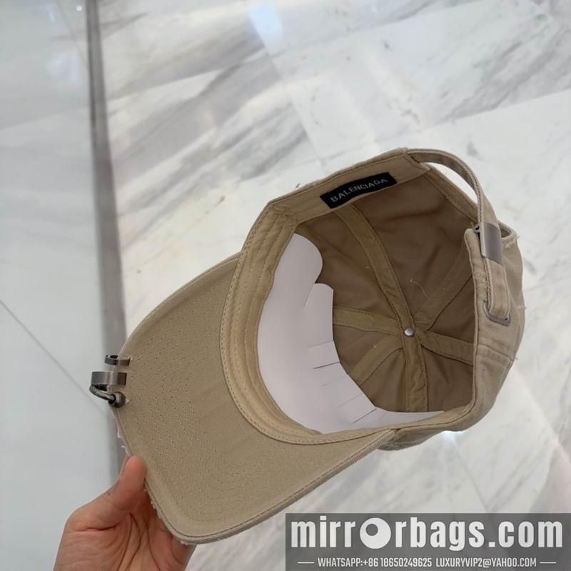 Balenciaga Hat dx78
