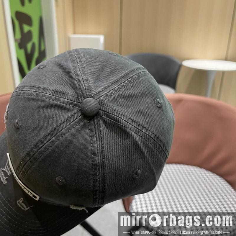 LV Hat 020801