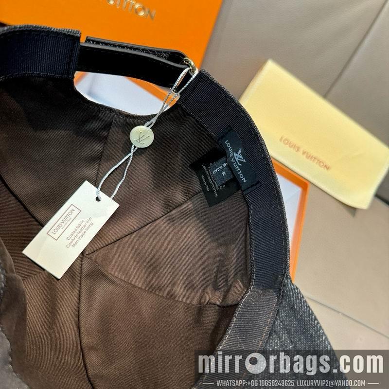 LV Hat dx163