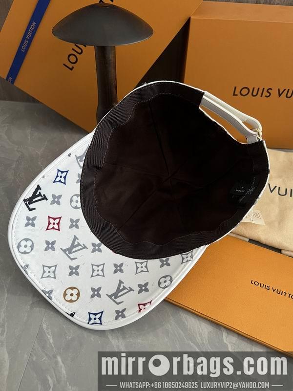 LV Hat dx130