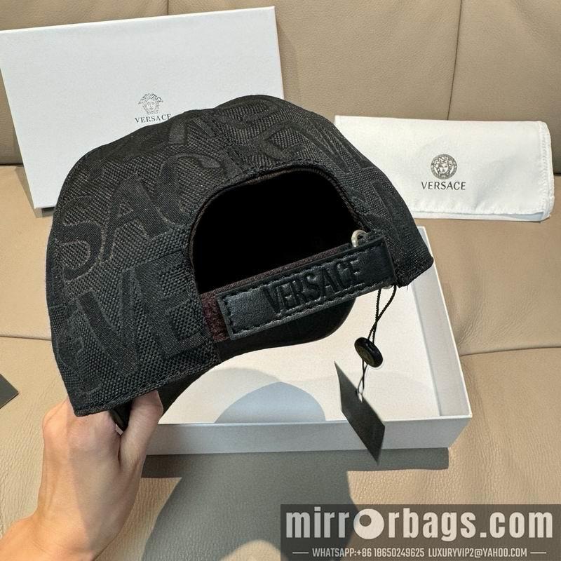 Versace Hat dx09