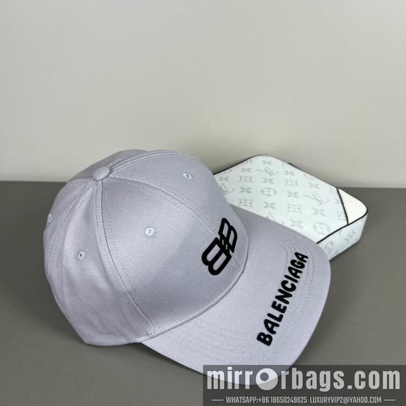 Balenciaga Hat dx47