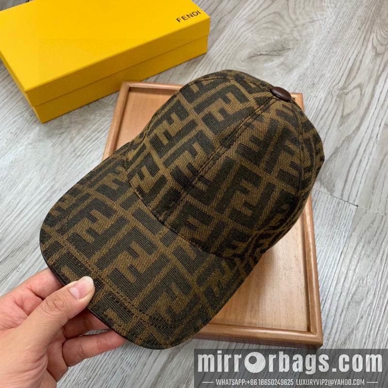 Fendi Hat dx99
