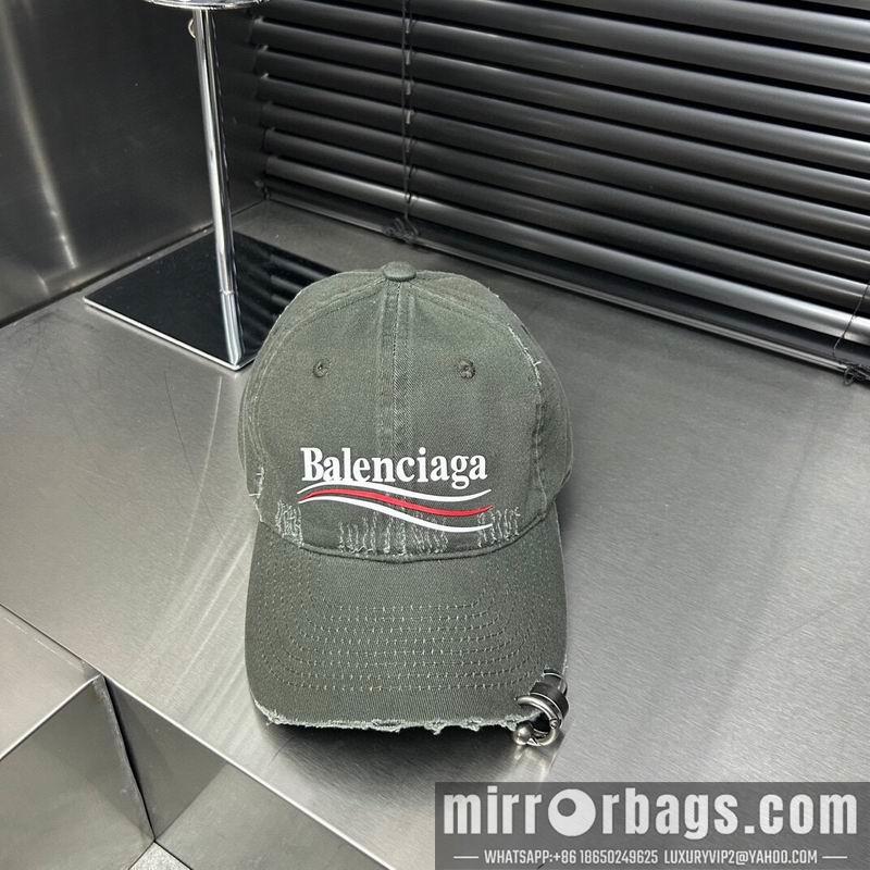 Balenciaga Hat dx50