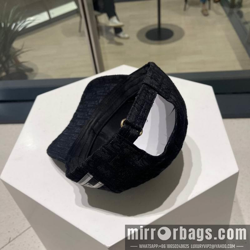 Dior Hat 081801