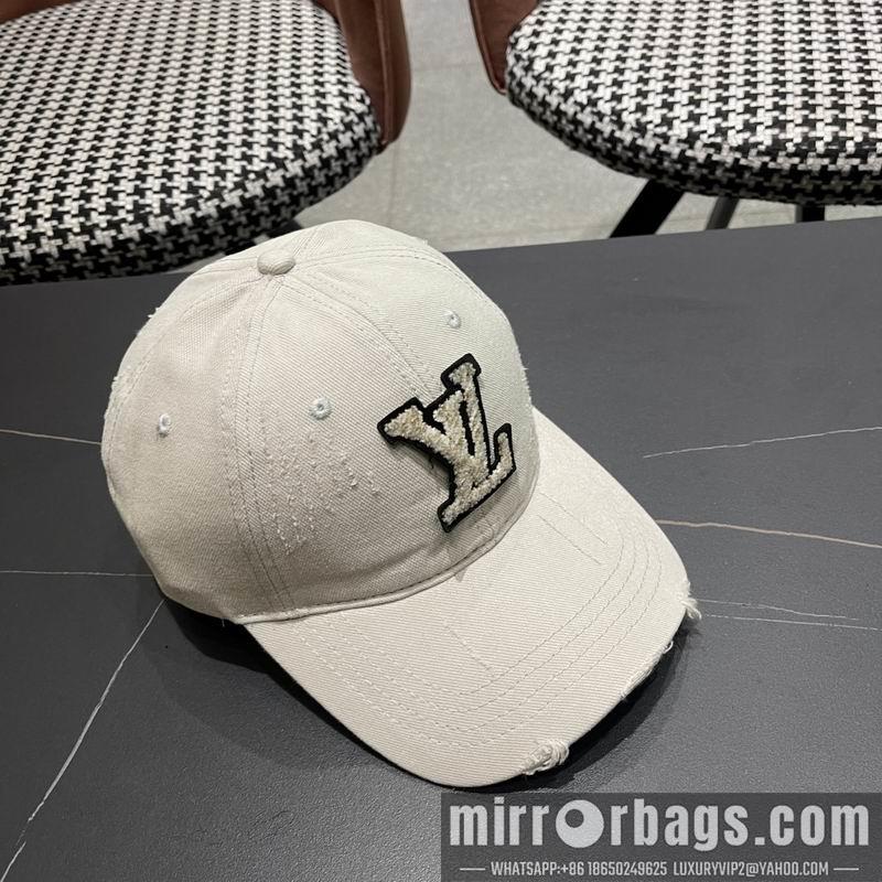 LV Hat 040201