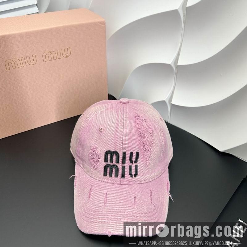 Miumiu Hat hm05
