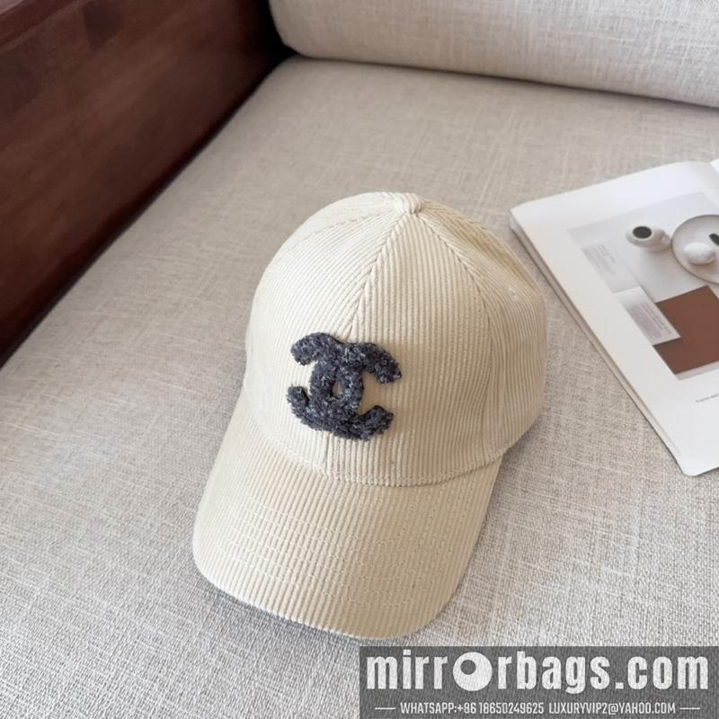 Chanel Hat dx70