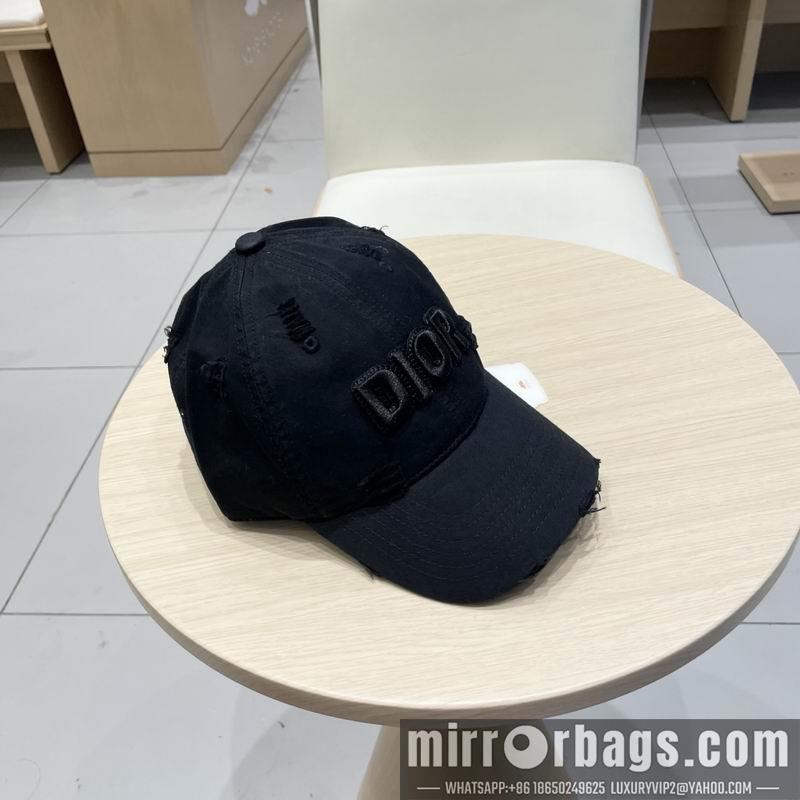 Dior Hat 040201