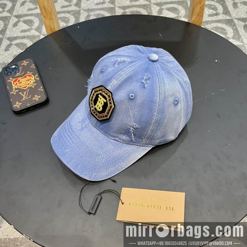 Burberry Hat 041701