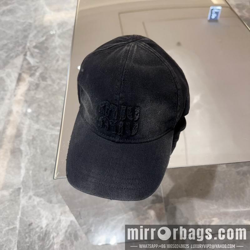 Miumiu Hat dx67