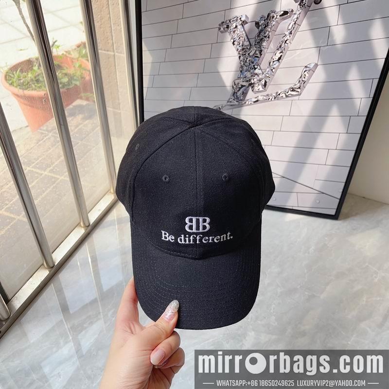 Balenciaga Hat 041703