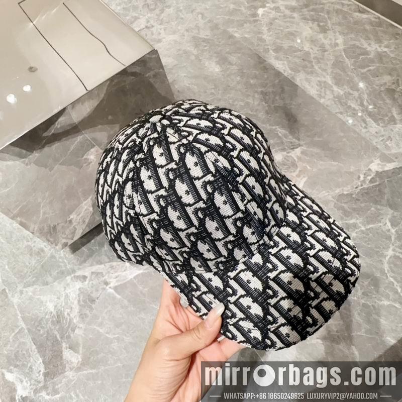 Dior Hat 041702
