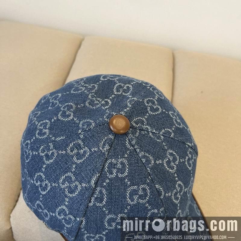 Gucci Hat dx40