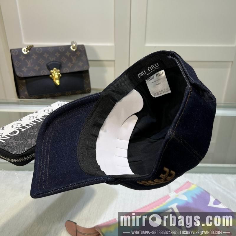 Miumiu Hat dx20