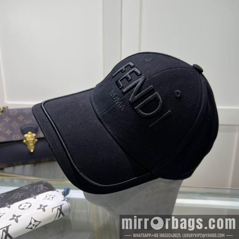 Fendi Hat dx03