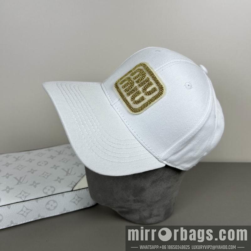 Miumiu Hat dx20