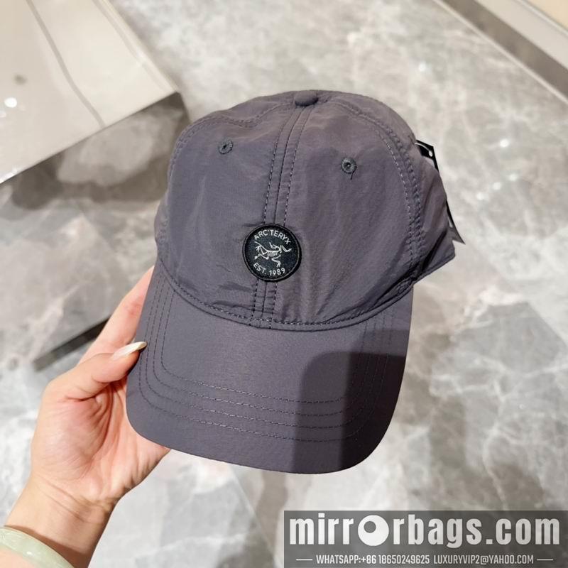 Arcteryx Hat dx10