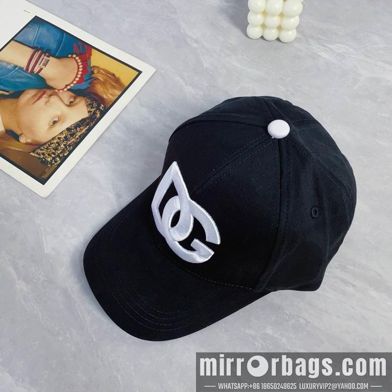 DG Hat dx16