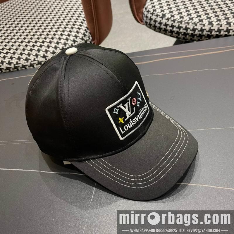 LV Hat 083001