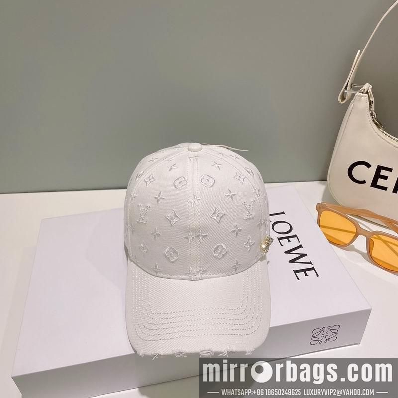 LV Hat 050705