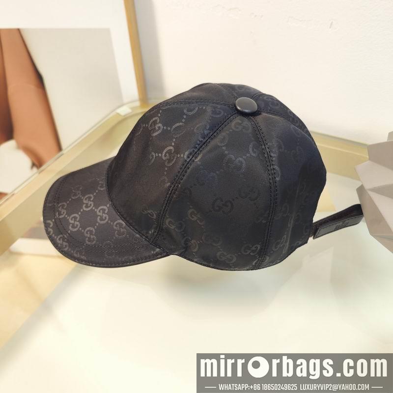 Gucci Hat dx146