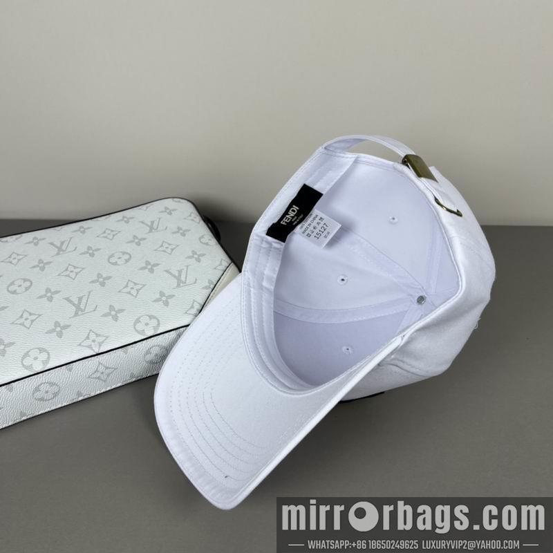 Fendi Hat dx76