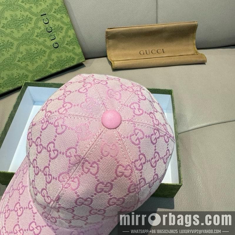 Gucci Hat dx30