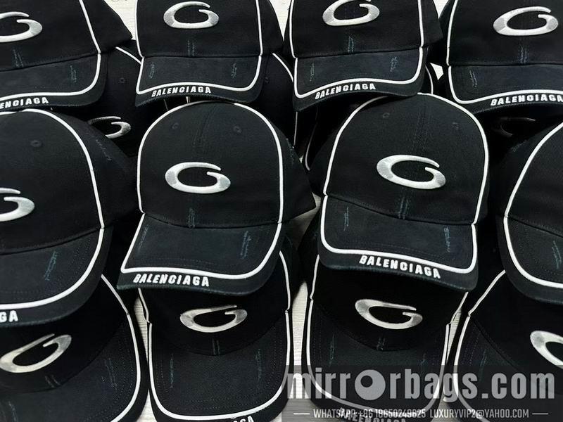 Balenciaga Hat dx123