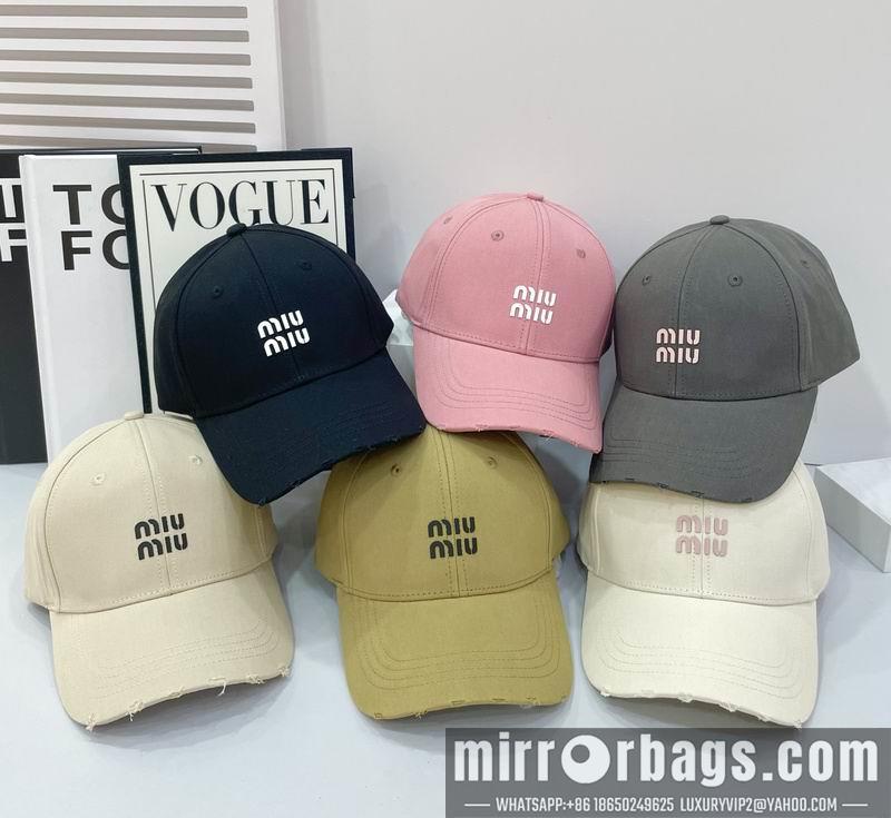 Miumiu Hat hm03
