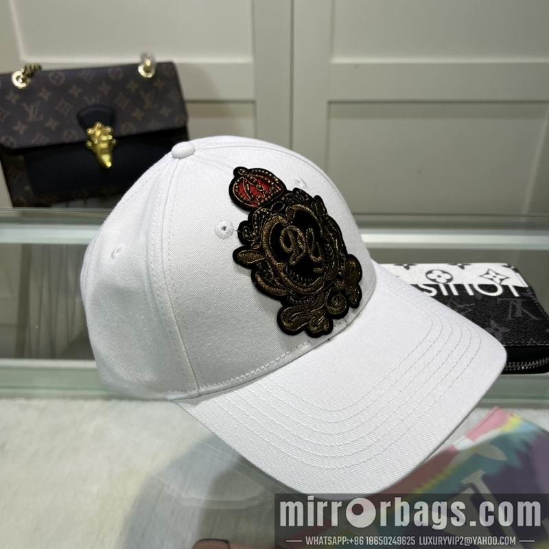 DG Hat dx04