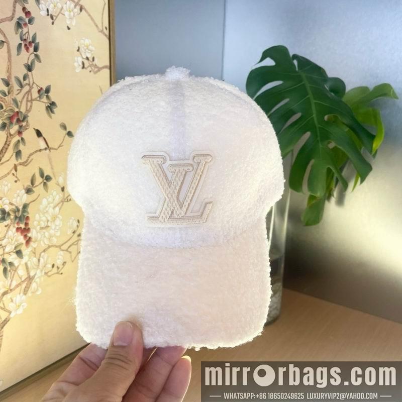 LV Hat 010601