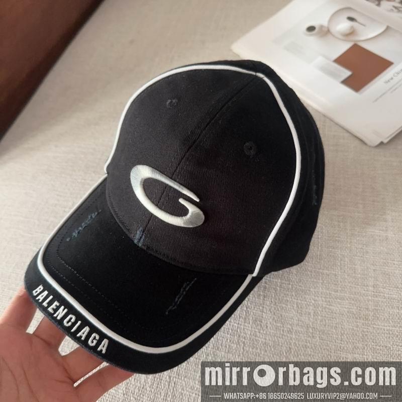 Balenciaga Hat dx24