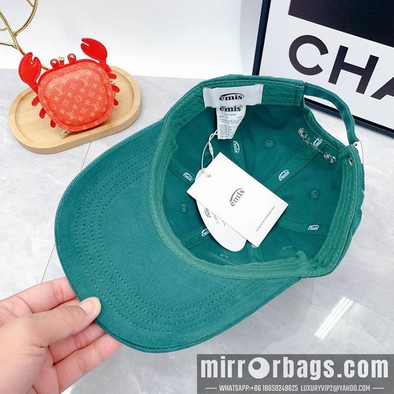 Emis Hat dx03