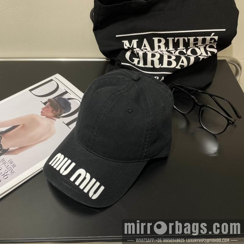 Miumiu Hat dx27