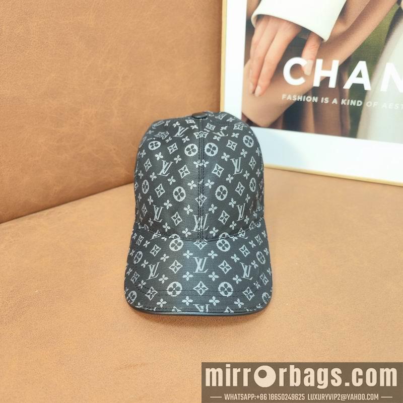 LV Hat dx79