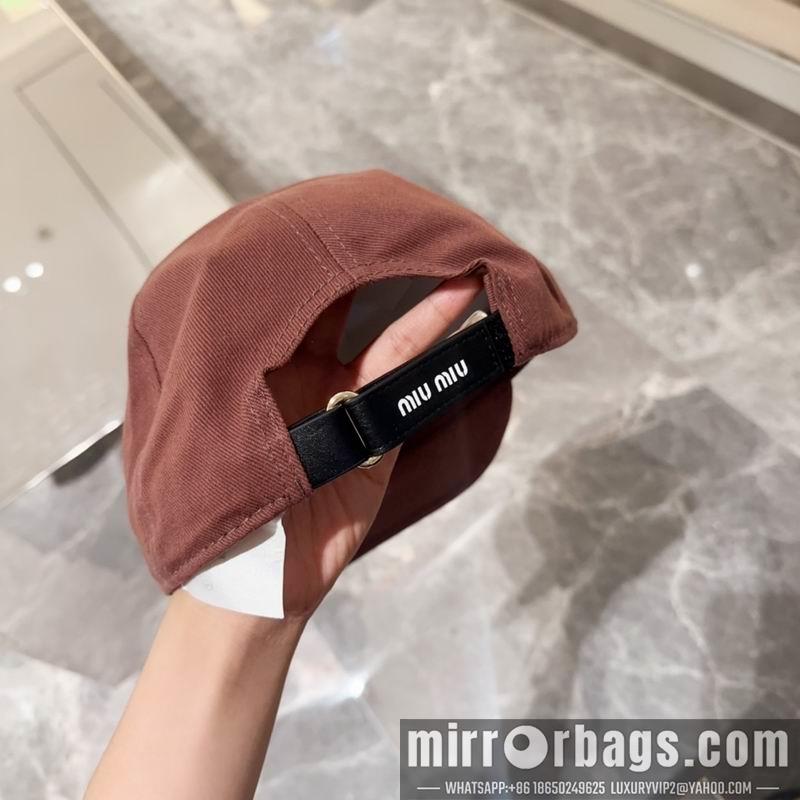Miumiu Hat 072301