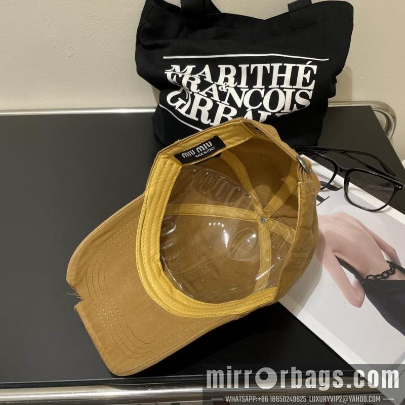 MiuMiu Hat dx29