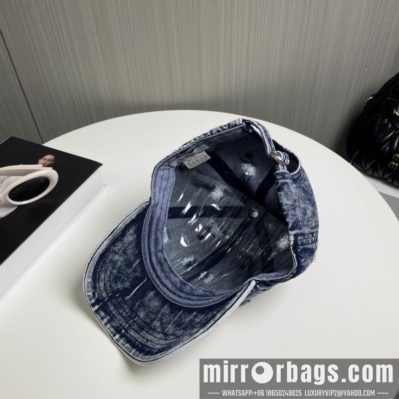 Loewe Hat dx50