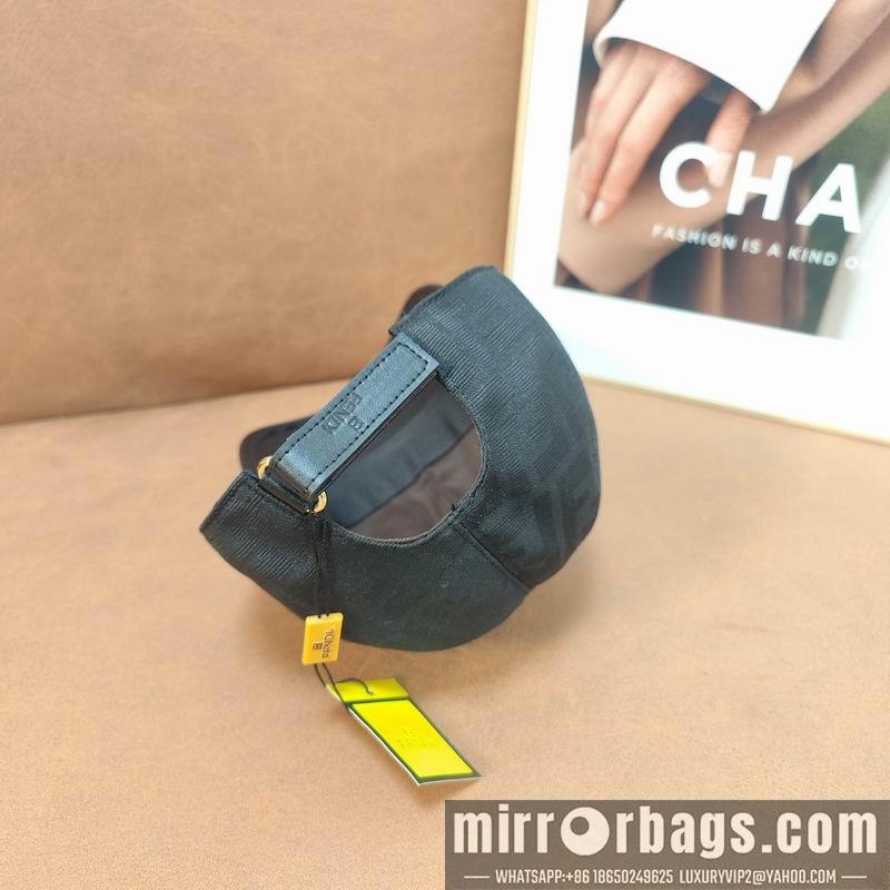 Fendi Hat dx44