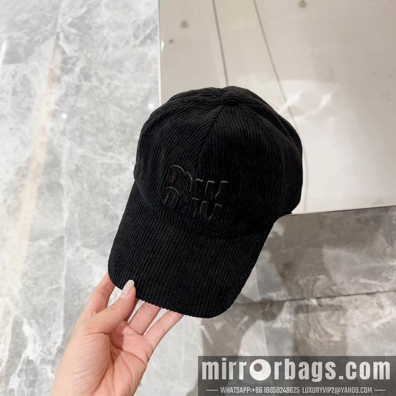Miumiu Hat dx83