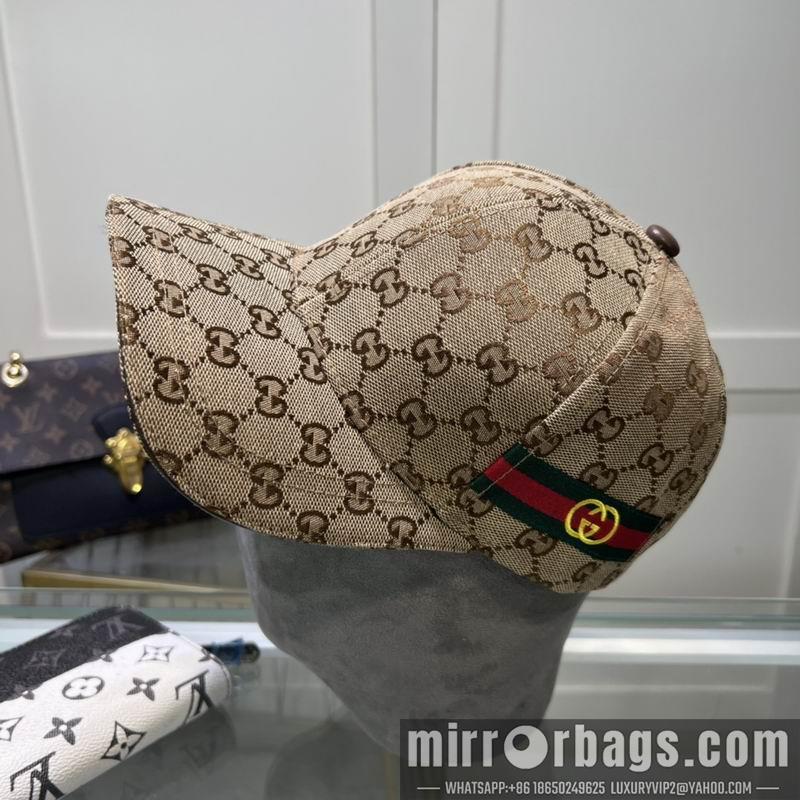Gucci Hat dx137