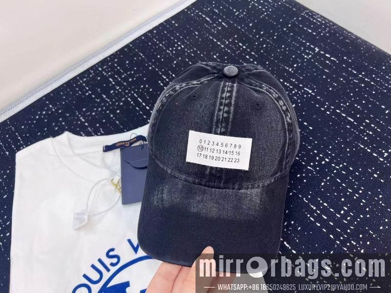 Margiela Hat dx01